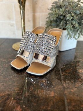 NWT SERGIO ROSSI Sr1 Crystal-Embellished Leather Mules $1554